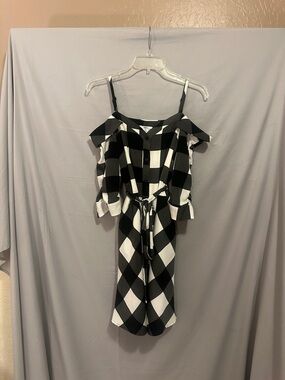 Bar III Black and White Checked Cold-Shoulder Midi Dress